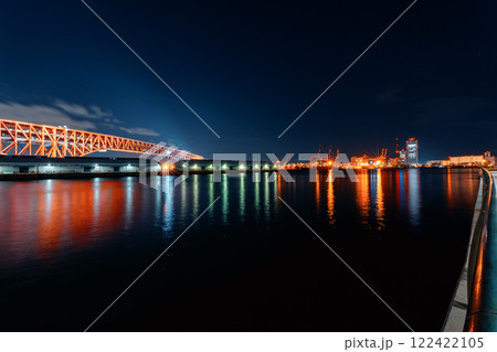 夜の大阪港 122422105