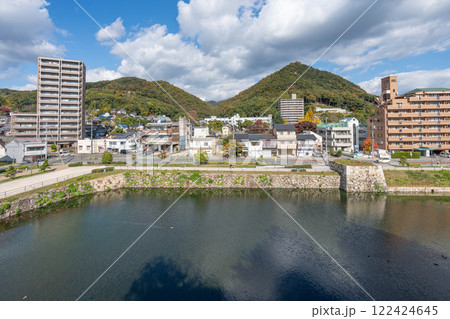 三原城の本丸跡からの景観 三原城の本丸跡からの景観 122424645