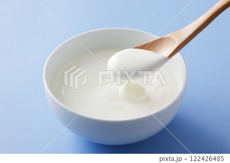 ヨーグルト ヨーグルト 122426485