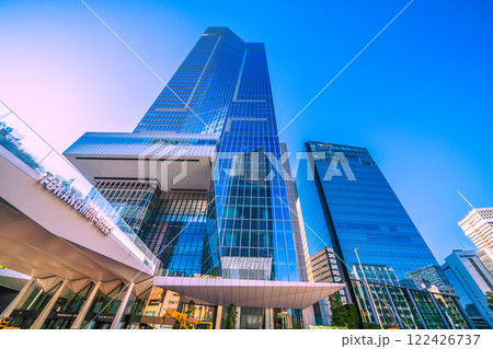 日本の東京都市景観 新時代へ…虎ノ門ヒルズステーションタワーやビル群などを望む＝令和7年1月18日 122426737