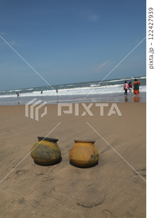 Pots on the Beach sand Pots on the Beach sand 122427939
