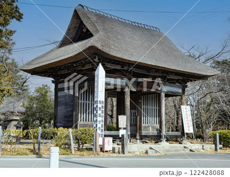 仙台市にある陸奥国分寺薬師堂仁王門 122428088