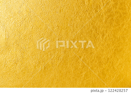 左から光が差す金色のもみ和紙の背景 122428257