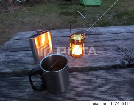 キャンプ　憩いのひととき 122436315