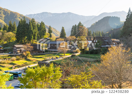《富山県》秋の相倉合掌造り集落・五箇山 《富山県》秋の相倉合掌造り集落・五箇山 122438280