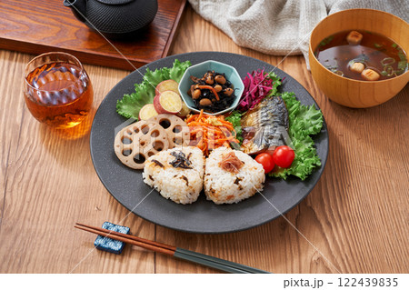 彩り豊かな和食ワンプレート 122439835