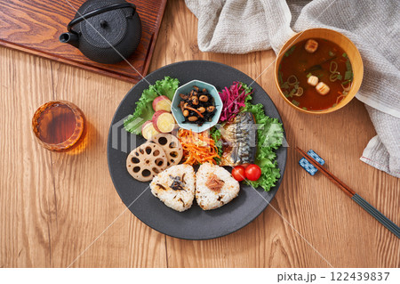 彩り豊かな和食ワンプレート 彩り豊かな和食ワンプレート 122439837