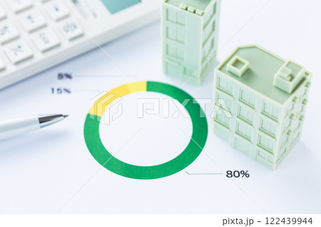 ビルの模型とグラフ ビルの模型とグラフ 122439944