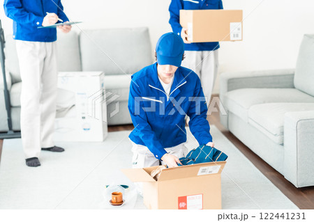 引越しサポートのアルバイト 122441231