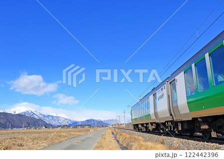 大糸線 冬のリゾートビューふるさと 大糸線 冬のリゾートビューふるさと 122442396