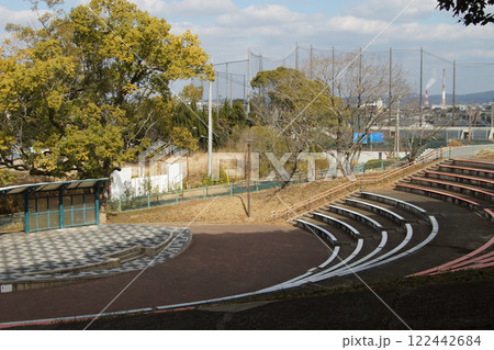 福岡県大牟田市 延命公園のウォ―キングコースの景観「青空ステージ」 福岡県大牟田市 延命公園のウォ―キングコースの景観「青空ステージ」 122442684