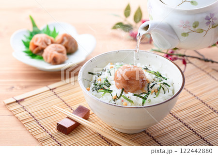 梅干し茶漬け （ 紀州南高梅 はちみつ梅使用 ） 122442880