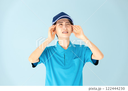 女性 宅配 頭痛 女性 宅配 頭痛 122444230