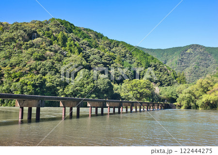 勝間沈下橋 122444275