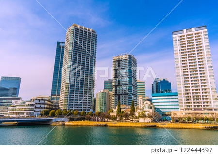 日本の横浜都市景観 横浜ベイクォーターなどを望む=令和7年1月15日 日本の横浜都市景観 横浜ベイクォーターなどを望む=令和7年1月15日 122444397