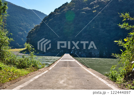 岩間沈下橋 122444897