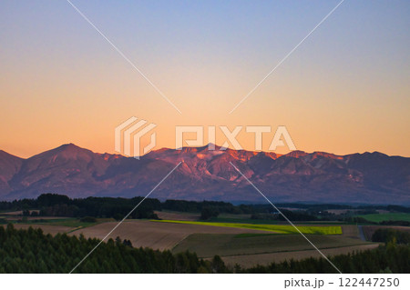 十勝岳連峰 122447250