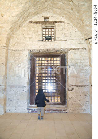 アレキサンドリアのカイト・ベイ要塞の内部 122448054