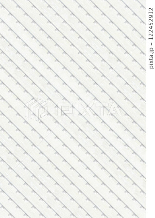 間隔が狭い縦に置いた立体的な白いアンティーク風の木製のラティス 122452912