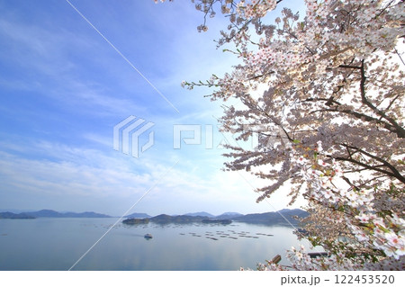 春の正福寺山公園から望む瀬戸内風景 春の正福寺山公園から望む瀬戸内風景 122453520