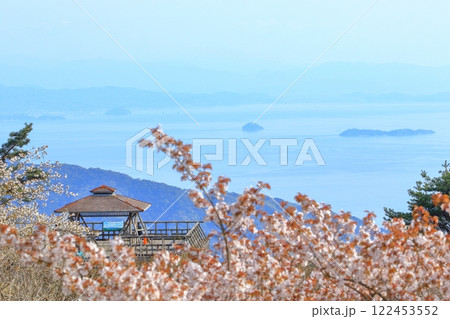 野呂山から四国 とびしま方面を望む 122453552