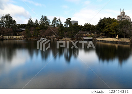 牡丹園で賑わう徳川園 牡丹園で賑わう徳川園 122454351