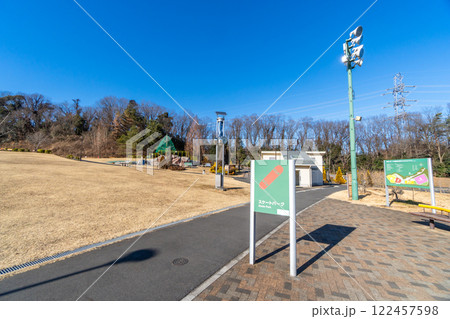 東京都　八王子市立戸吹スポーツ公園　原っぱ広場 122457598