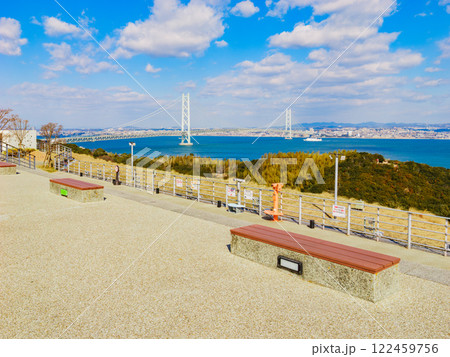 淡路サービスエリア（上り）からみる明石海峡大橋 122459756