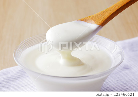 ヨーグルト 122460521