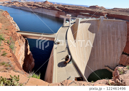 グレンキャニオンダム　アメリカ　アリゾナ州 122461496