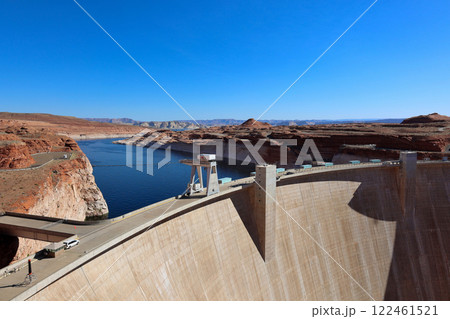 グレンキャニオンダム　アメリカ　アリゾナ州 122461521