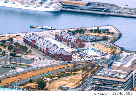 日本の横浜都市景観 横浜赤レンガ倉庫などを望む=令和7年1月19日 日本の横浜都市景観 横浜赤レンガ倉庫などを望む=令和7年1月19日 122463509
