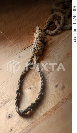 A loop made from old thick rope 122464876