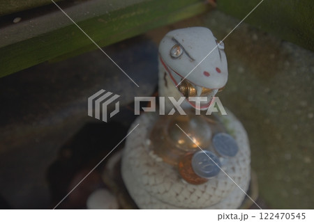 蛇の陶器、神社奉納 蛇の陶器、神社奉納 122470545