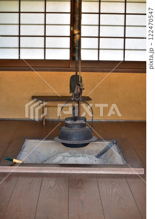 古民家の室内、釜 古民家の室内、釜 122470547