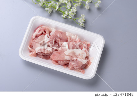 豚コマ肉 豚コマ肉 122471849
