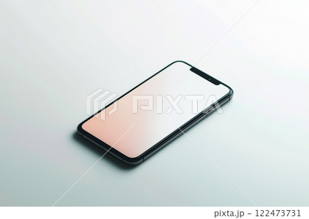 シンプルなデザインのスマートフォンと白いスクリーン 122473731