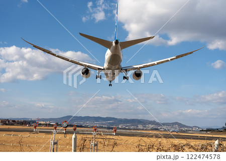 大阪空港千里川土手 122474578