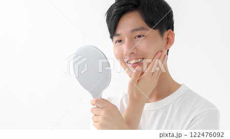 男性　スキンケア 122476092