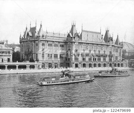 1900年　パリ万博　パリのパビリオン 122479699