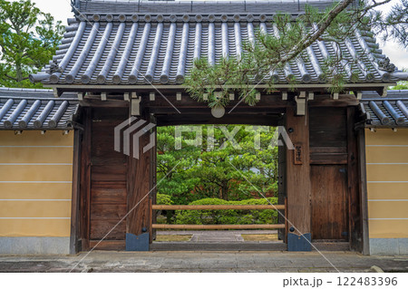 京都 妙心寺 山内塔頭 聖沢院の門前風景 京都 妙心寺 山内塔頭 聖沢院の門前風景 122483396