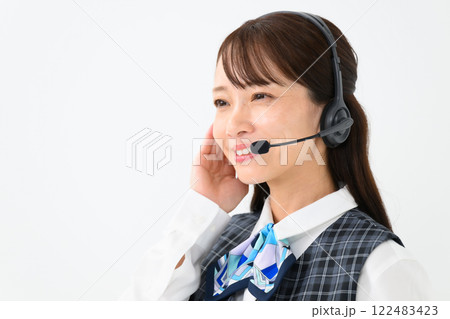 オペレーター　制服　女性 122483423