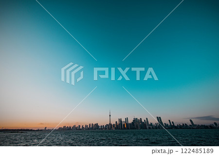 トロント朝焼けの眺め 122485189