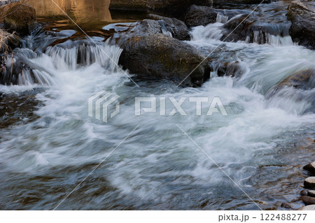 川の流れ 力強い自然美 川の流れ 力強い自然美 122488277