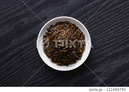 ほうじ茶の茶葉 122488795