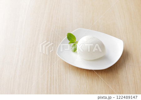 モッツァレラチーズ 122489147