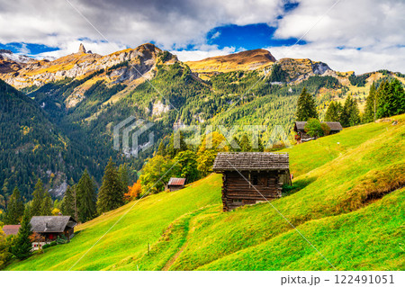 Lauterbrunnen, Switzerland valley from Wengen 122491051
