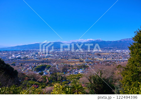 神奈川県小田原市の市街地の眺望(小田原市,白銀山,二子山,箱根駒ヶ岳など) 122494396