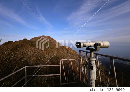 一月の長崎、晴れ渡る雲仙普賢岳、平成新山、自然災害の恐ろしさを学ぶ旅、雲仙温泉、ジオパーク、島原半島 122496494