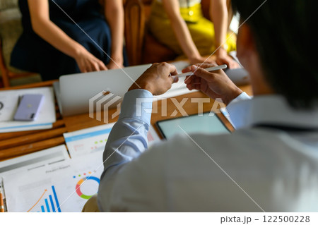 ビジネスのシーン ビジネスのシーン 122500228